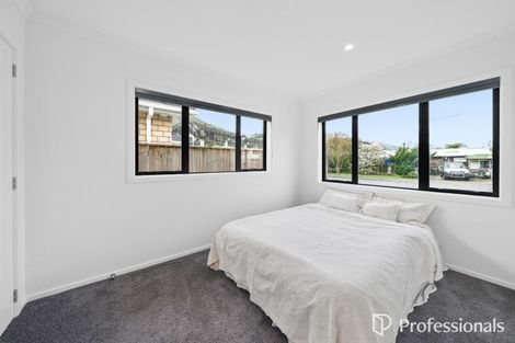 Photo of property in 17 Ford Road, Manor Park, Lower Hutt, 5019