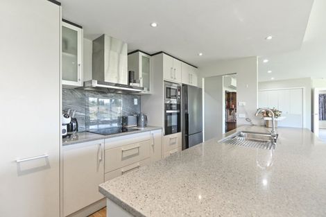 Photo of property in 150 Te Aute Road, Havelock North, 4130