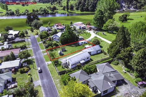 Photo of property in 13 Nelvin Avenue, Manunui, Taumarunui, 3992