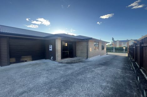 Photo of property in 2/50 Lorne Street, Melville, Hamilton, 3206