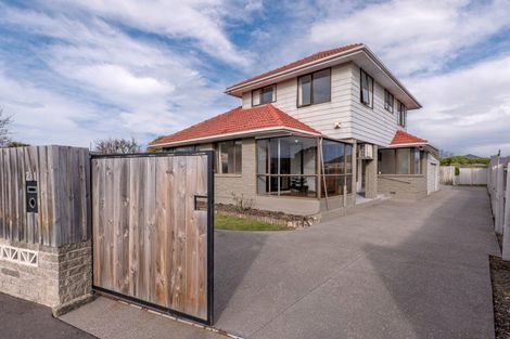 Photo of property in 21 Walcot Street, Bromley, Christchurch, 8062