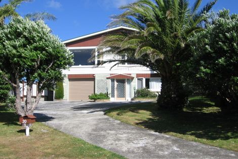 Photo of property in 20 Kingston Heights Road, Kingston, Wellington, 6021