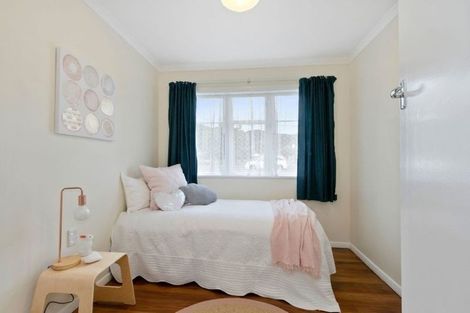 Photo of property in 9 Fitzherbert Road, Wainuiomata, Lower Hutt, 5014