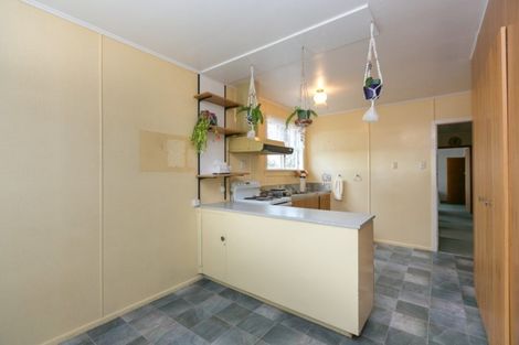 Photo of property in 6 Wiremu Place, Blagdon, New Plymouth, 4310