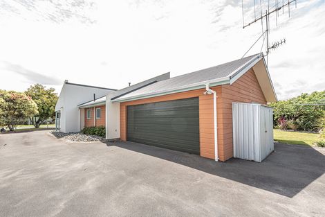 Photo of property in 17 Norfolk Drive, Otamatea, Whanganui, 4500