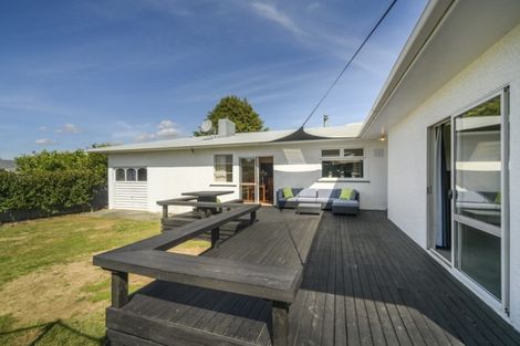 Photo of property in 9 Parata Street, Hokowhitu, Palmerston North, 4410
