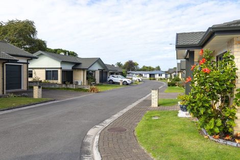 Photo of property in 4 Coulston Place, Riverdale, Gisborne, 4010