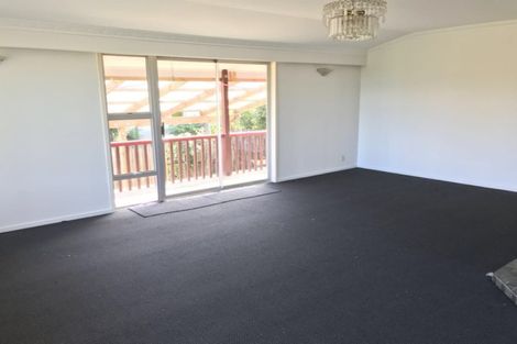 Photo of property in 15 Barlow Place, Chatswood, Auckland, 0626