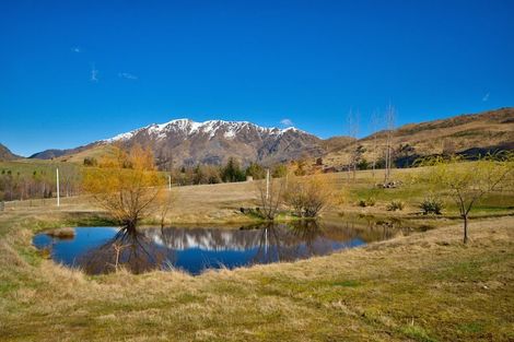 Photo of property in 92 Mountain View Road, Dalefield, Queenstown, 9371