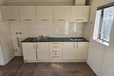 Photo of property in 10 Bushpark Place, Flat Bush, Auckland, 2016