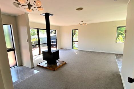 Photo of property in 20 Harbour Crest Drive, Waiuku, 2123