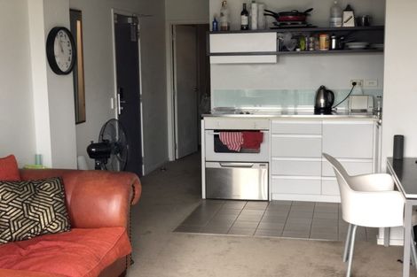 Photo of property in St Paul Apartments, 9e/4 Saint Paul Street, Auckland Central, Auckland, 1010