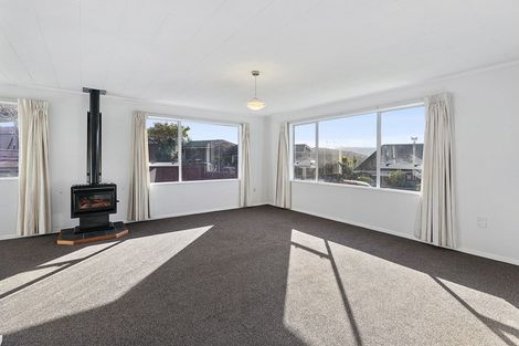 Photo of property in 17 The Anchorage, Whitby, Porirua, 5024