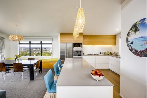 Photo of property in 13 Havelock Road, Hospital Hill, Napier, 4110