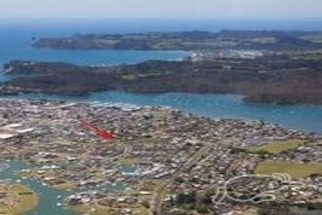 Photo of property in 42 Cholmondeley Crescent, Whitianga, 3510