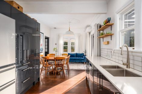 Photo of property in 28 Handyside Street, Tawa, Wellington, 5028