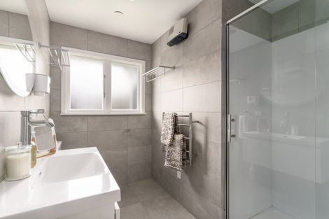 Photo of property in 1/4 Wadeley Road, Ilam, Christchurch, 8041