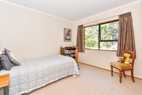 Photo of property in 2/12 Spears Place, Botany Downs, Auckland, 2010