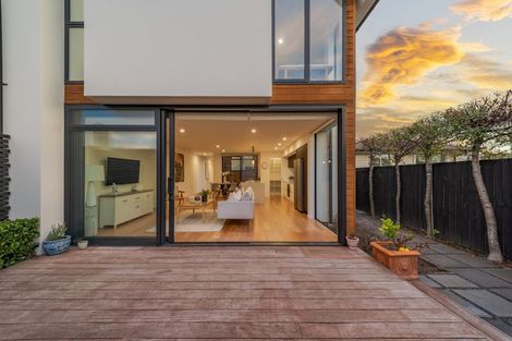 Photo of property in 129 Edgeware Road, St Albans, Christchurch, 8014