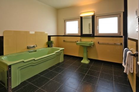 Photo of property in 50 Dyers Pass Road, Cashmere, Christchurch, 8022