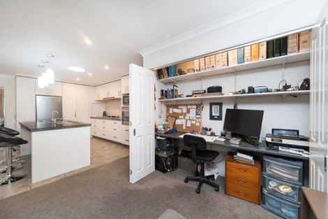 Photo of property in 3 Astelia Court, Milson, Palmerston North, 4414