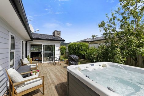 Photo of property in 38 Brian Morgan Terrace, Wainuiomata, Lower Hutt, 5014