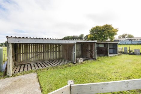 Photo of property in 2079 Kimbolton Road, Kiwitea, Feilding, 4777