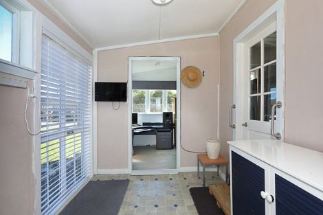 Photo of property in 12 High Street, Bulls, 4818