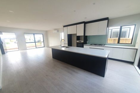 Photo of property in 12 Weri Road, Karaka, Papakura, 2113