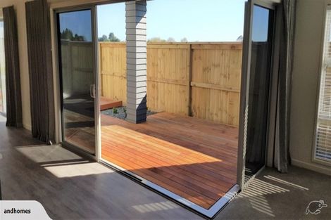 Photo of property in 9 Hanlow Place, Pyes Pa, Tauranga, 3112