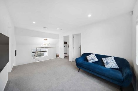 Photo of property in 14 Fjord Way, Karaka, Papakura, 2113