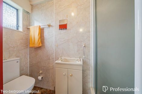 Photo of property in 33 Donnelley Drive, Wainuiomata, Lower Hutt, 5014