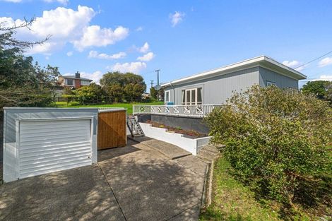 Photo of property in 33 Porter Crescent, Helensville, 0800