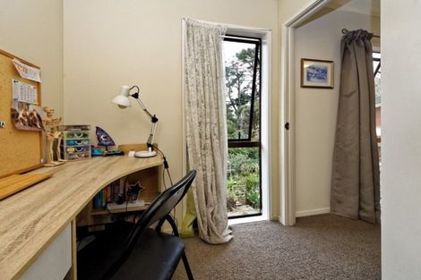 Photo of property in 6 Oakhaven Place, Ranui, Auckland, 0612