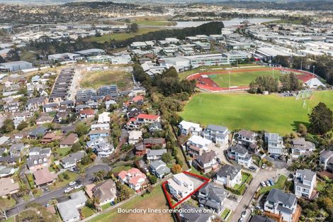 Photo of property in 65 Zara Court, Windsor Park, Auckland, 0632