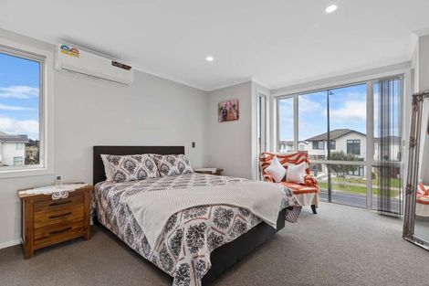 Photo of property in 50 Kauri Heart Avenue, Takanini, 2112