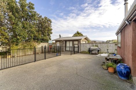 Photo of property in 12 Ngapotiki Street, Paraparaumu Beach, Paraparaumu, 5032