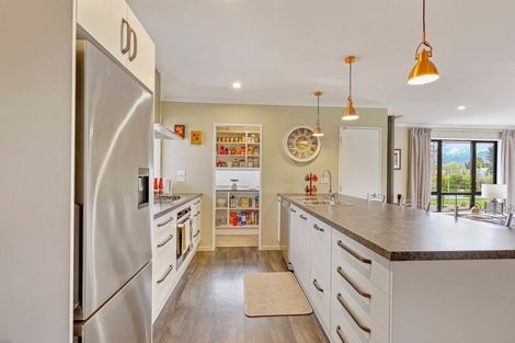 Photo of property in 30 Lochiel Drive, Hanmer Springs, 7334