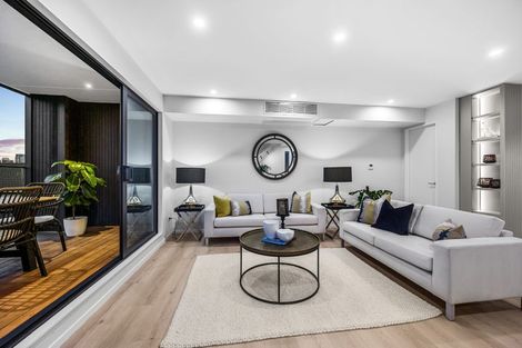 Photo of property in 13b Dominion Street, Takapuna, Auckland, 0622