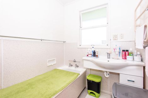 Photo of property in 28 Lavenham Road, Patutahi, Gisborne, 4072