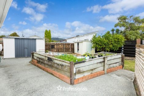 Photo of property in 15a Bonnie Glen Crescent, Ebdentown, Upper Hutt, 5018