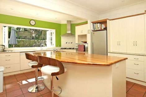 Photo of property in 40 Rangiora Avenue, Kaiwharawhara, Wellington, 6035