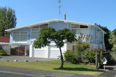 Photo of property in 16 Keldale Place, Forrest Hill, Auckland, 0620