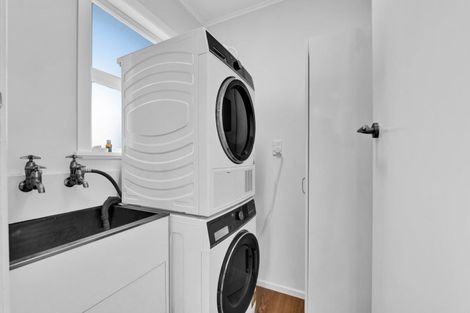 Photo of property in 51 Parsons Street, Vogeltown, New Plymouth, 4310