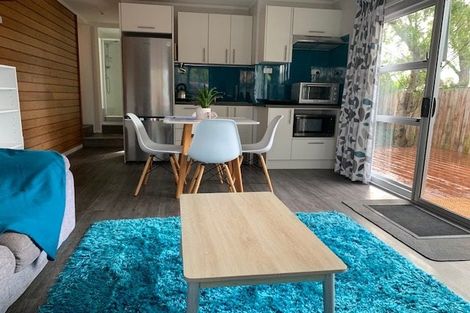 Photo of property in 7 Malvina Place, Bucklands Beach, Auckland, 2014