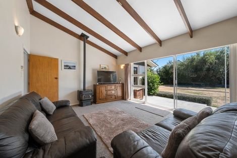Photo of property in 9 Alpine View Lane, Parklands, Christchurch, 8083