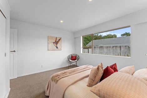 Photo of property in 11 Amber Grove, Birchville, Upper Hutt, 5018