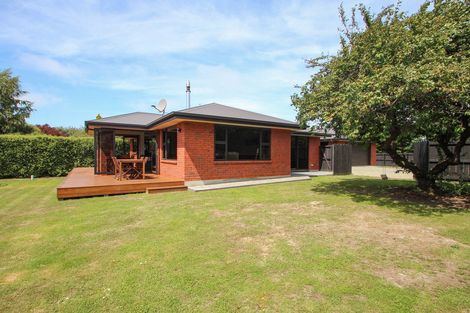 Photo of property in 18 Maclean Street, Glenavy, Waimate, 7980