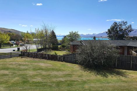 Photo of property in 32 Aorangi Crescent, Lake Tekapo, 7999