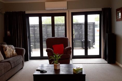 Photo of property in 25 Leeds Street, Milson, Palmerston North, 4414
